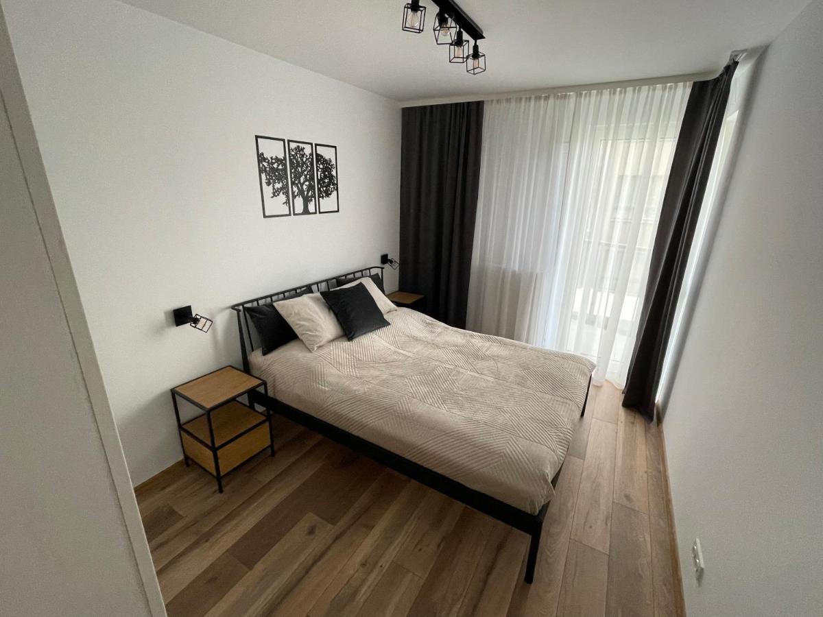 Newport Industrial Apartment Varsovia Exterior foto