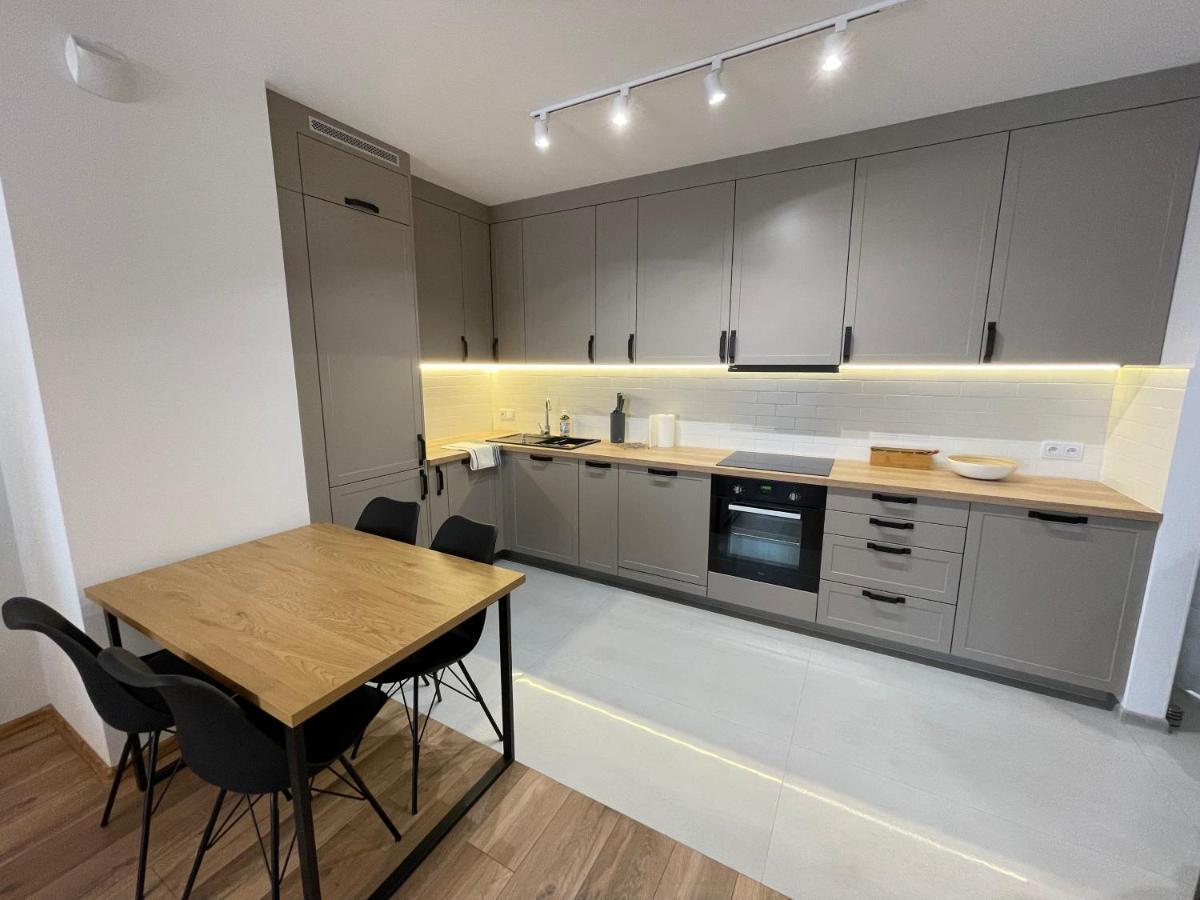 Newport Industrial Apartment Varsovia Exterior foto