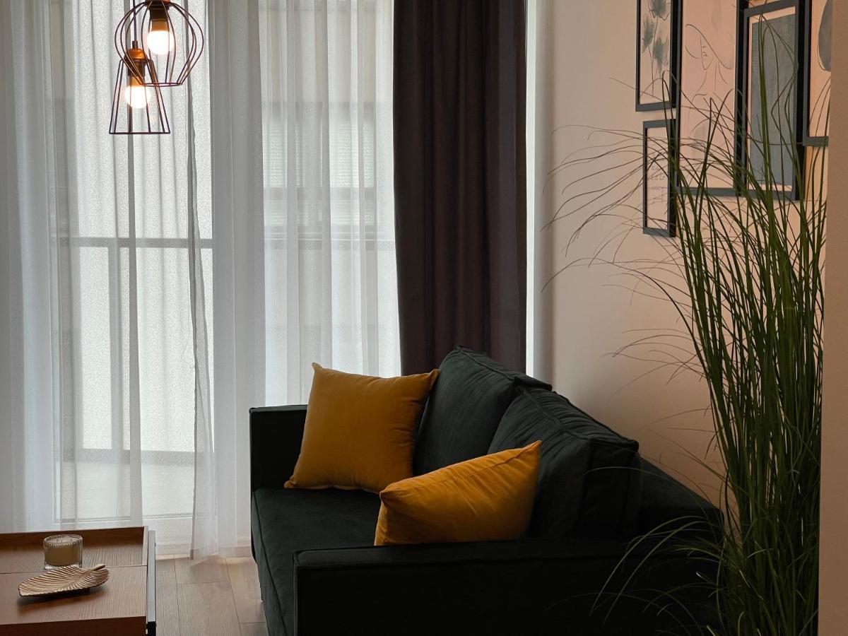 Newport Industrial Apartment Varsovia Exterior foto
